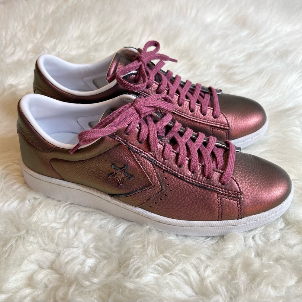 Rare Converse Leather LP Ox Sneakers 558031 Woman’s Size 9 but Run Big Metallic